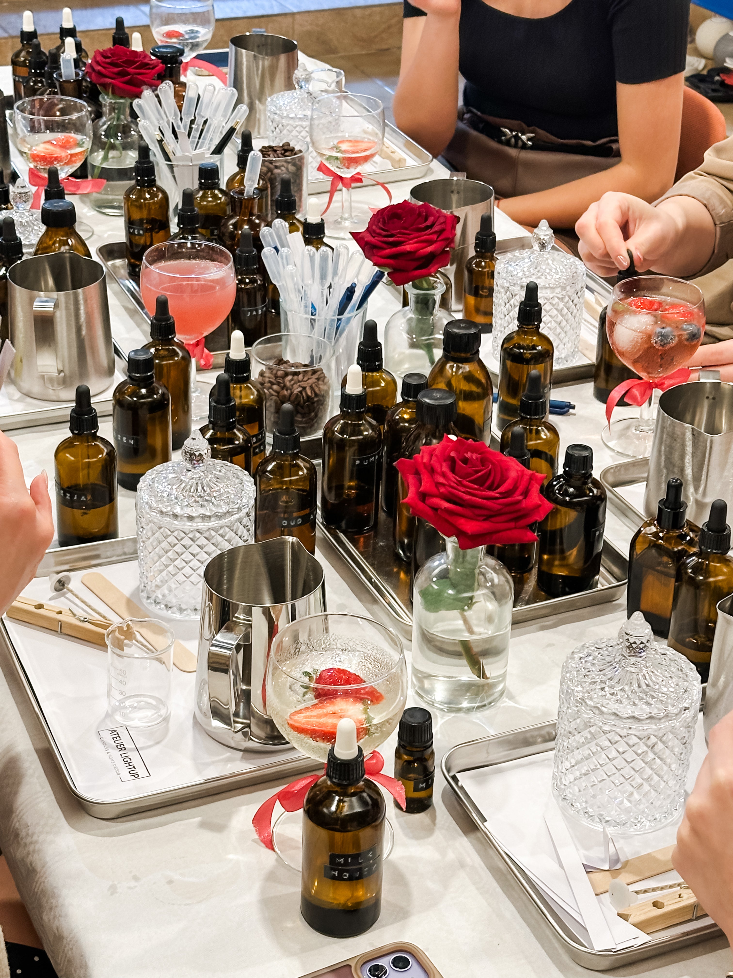 Świece, Świeczki & Prosecco - Warsztaty robienia i zdobienia świec, 15.11. godz. 11:00